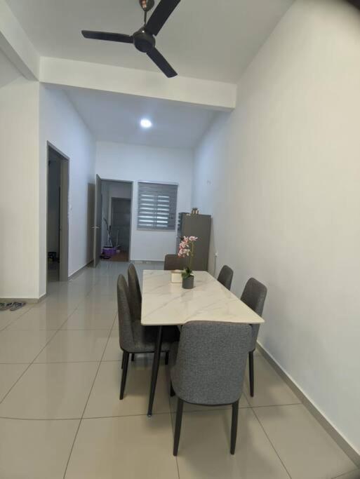 Cikgu I&S Homestay جيترا المظهر الخارجي الصورة